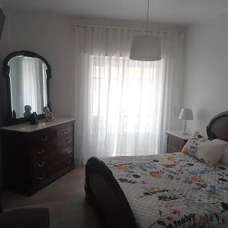 Casa Da Gena Habitación en casa particular Nazaré