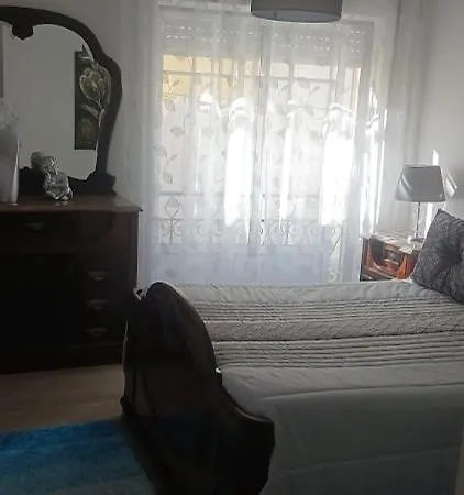 Casa Da Gena Homestay Nazare